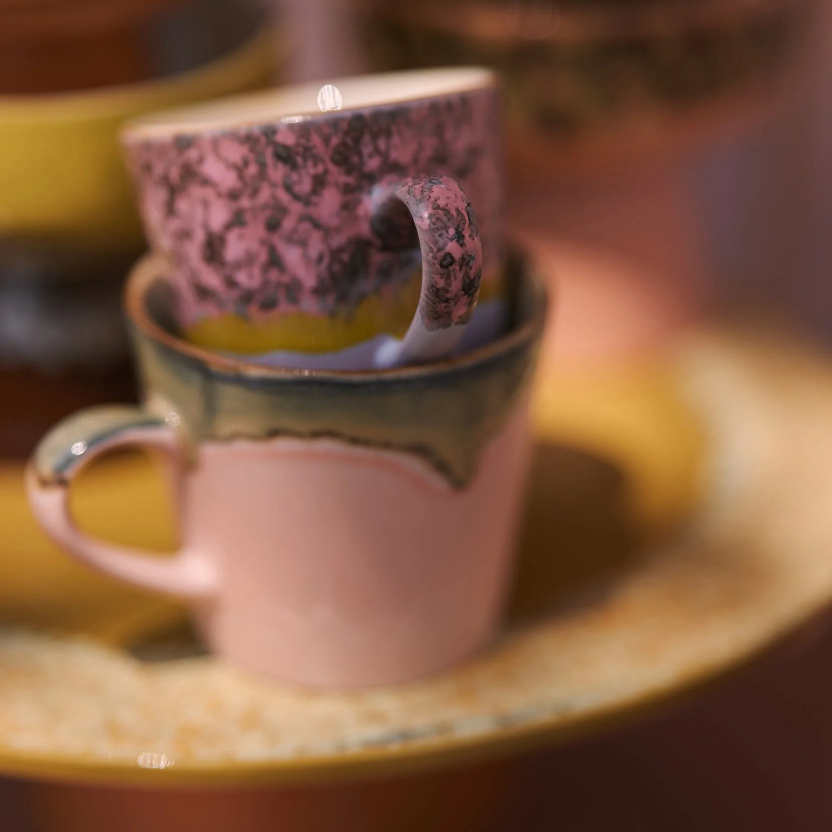 70s Ceramics Americano Mugs Radiant (set of 4) - Image 4
