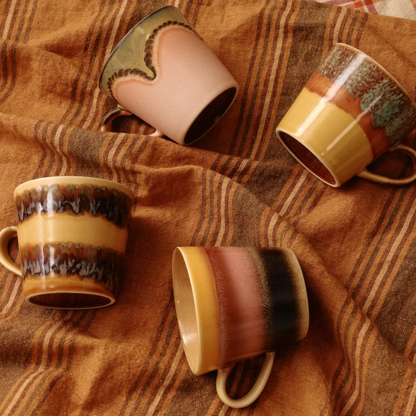 70s Ceramics Cappuccino Mug Cliffs - Image 2