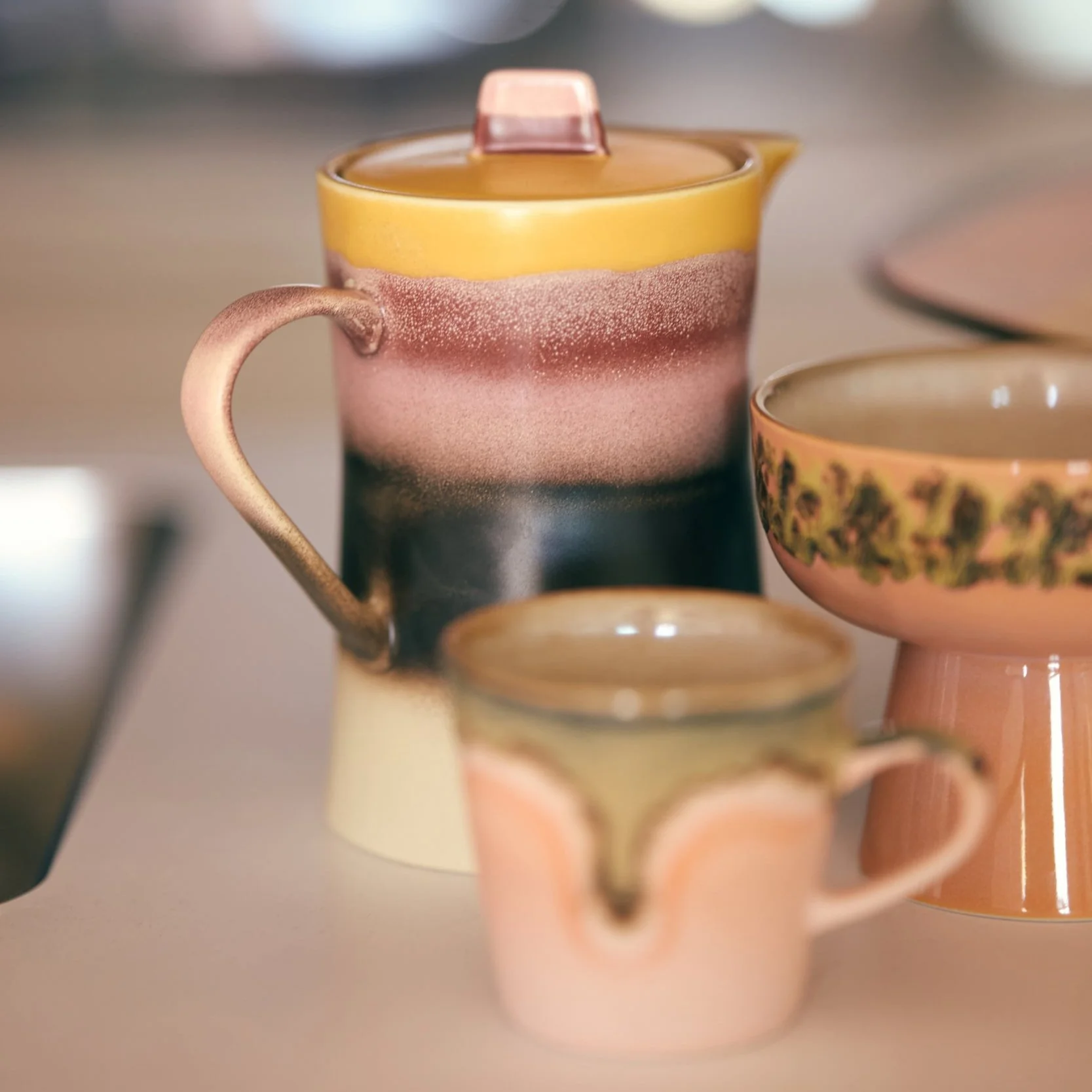 Pre-order 70s Ceramics: Tea Pot Sunset - Image 2
