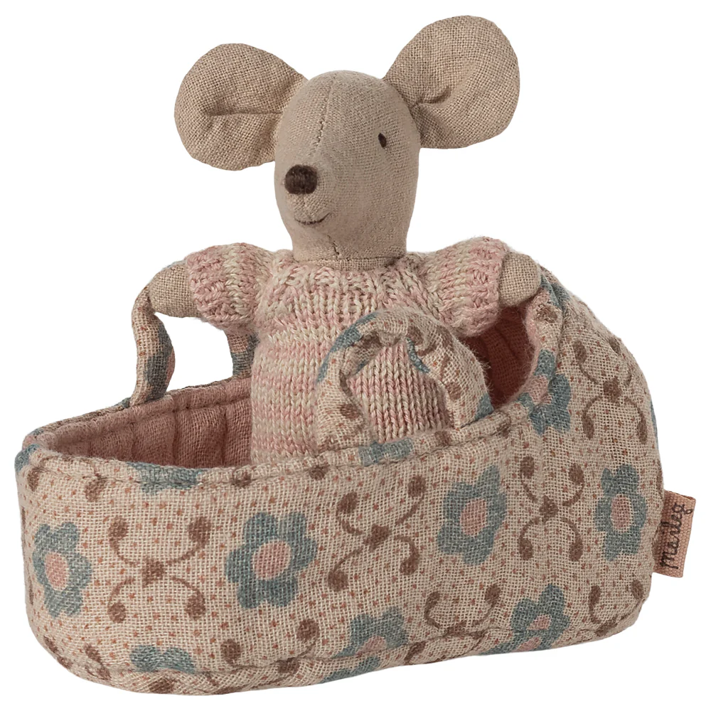 Baby Mouse In Carry Cot - Rose - Image 3