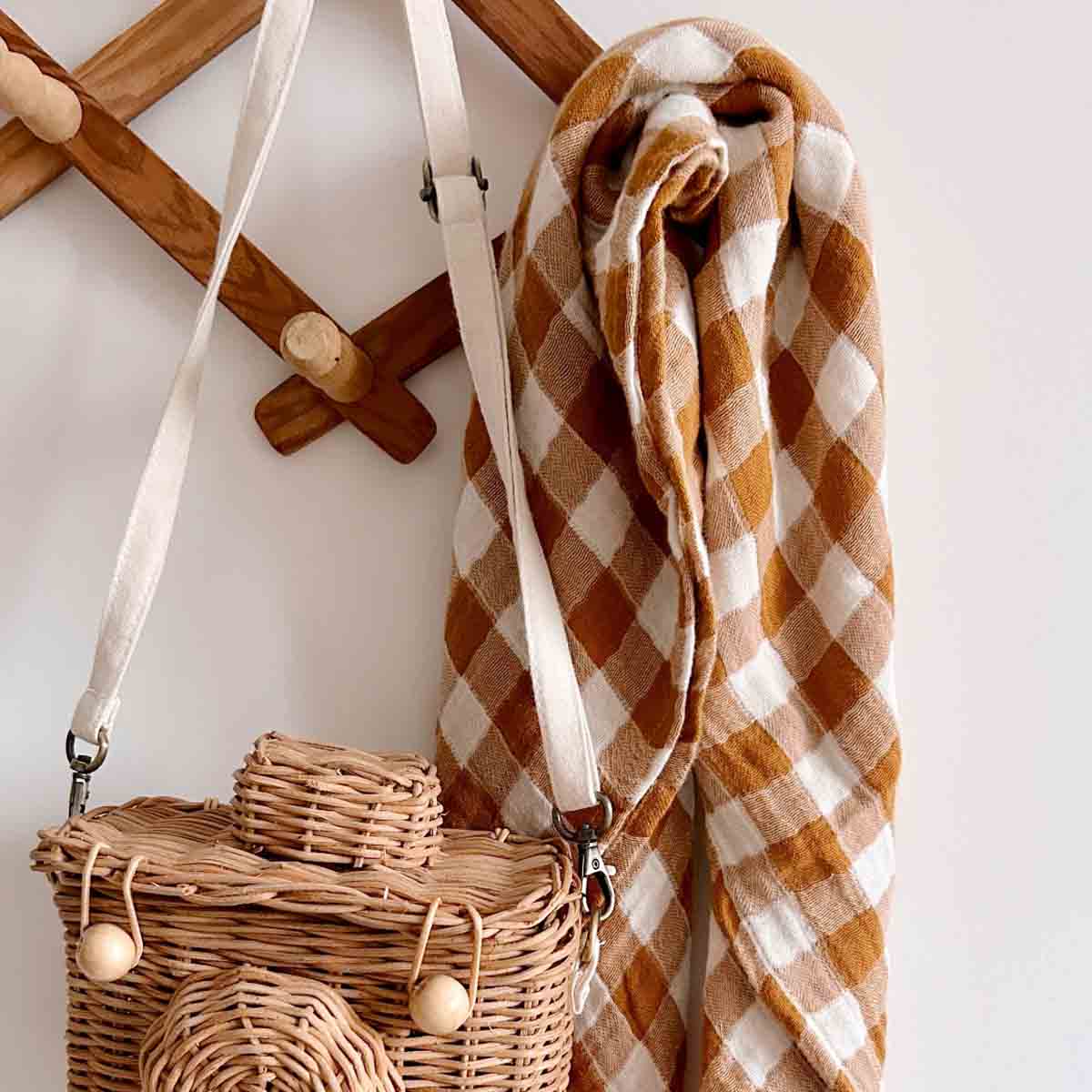 BIANCA SWADDLE GINGHAM CARAMEL: VICHY / L 110*110 - Image 4