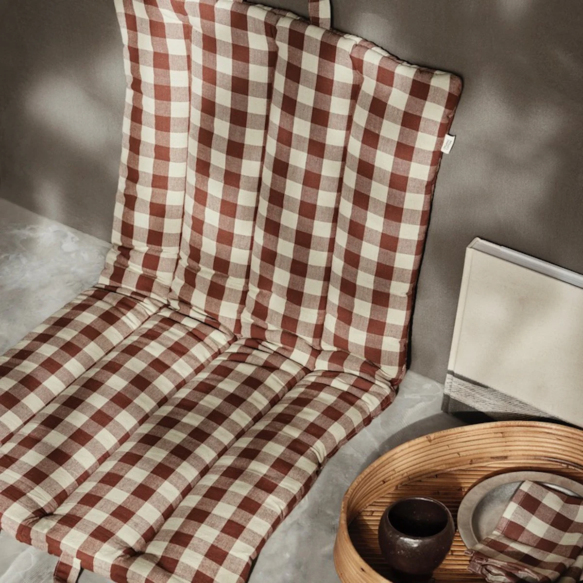 Bothy Check Folding Mat - Cinnamon/Green - Image 5