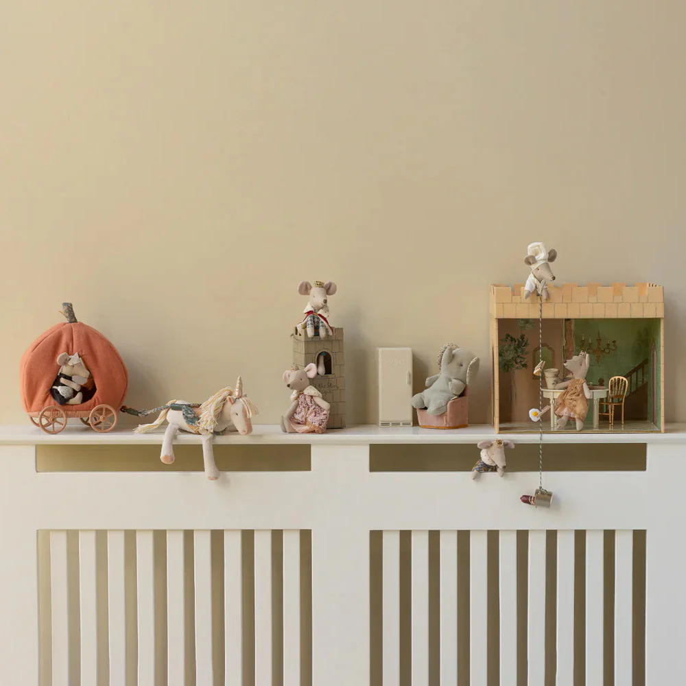 Castle Hall Mouse - Image 2