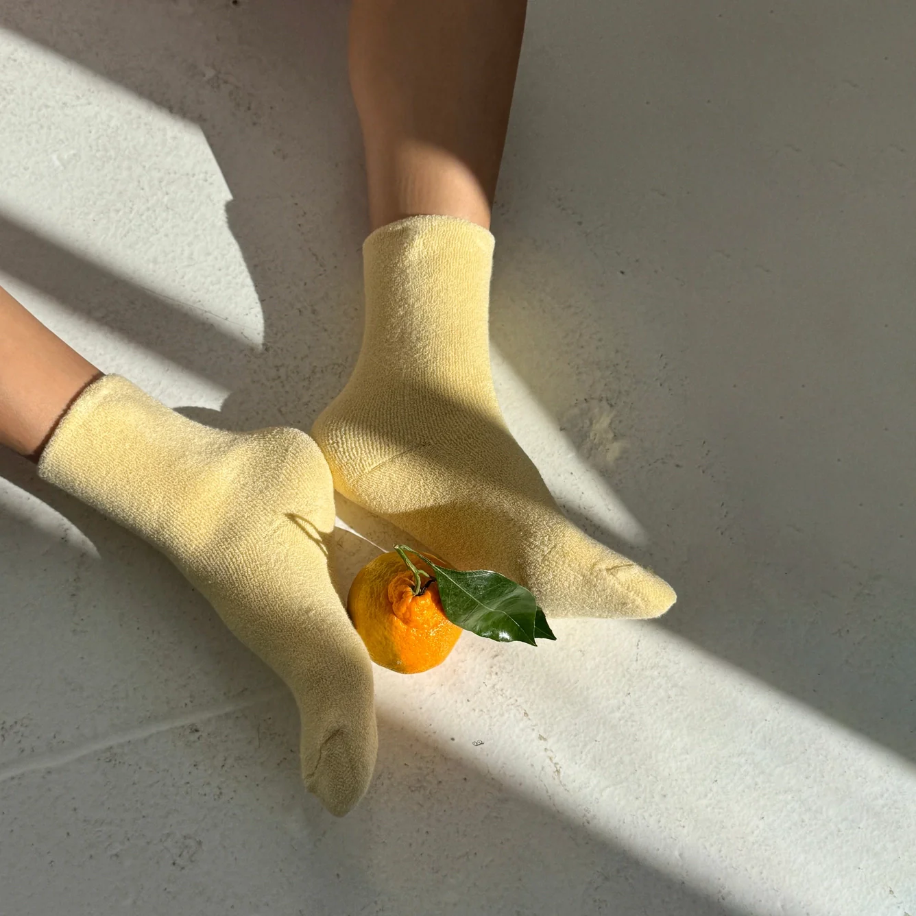 Cloud Socks: Lemon Water