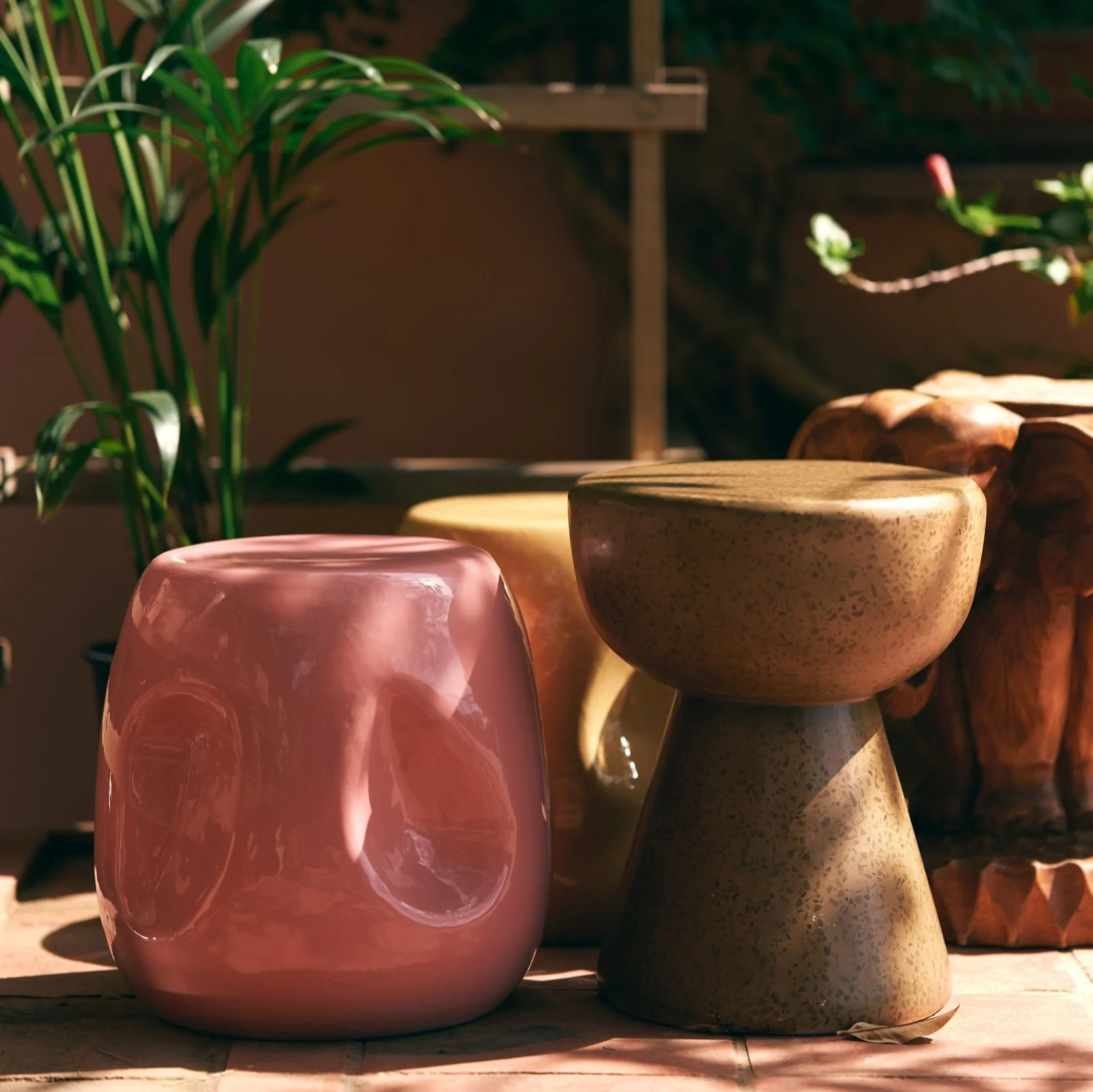 Currents Ceramic Side Table Coral - Image 3