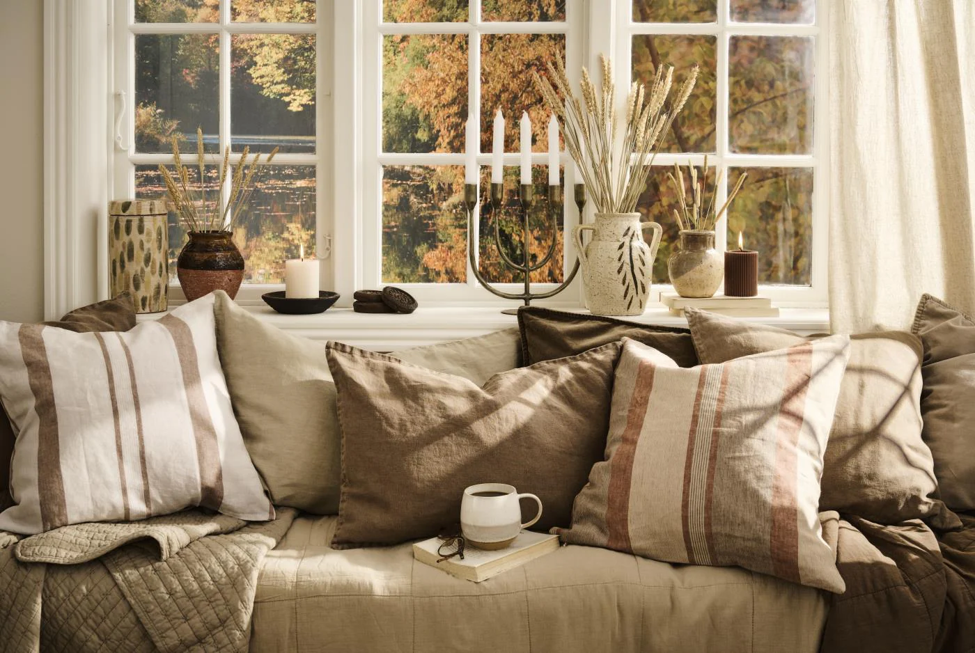 Cushion Linen Chocolate 50 X 70 cm - Image 2