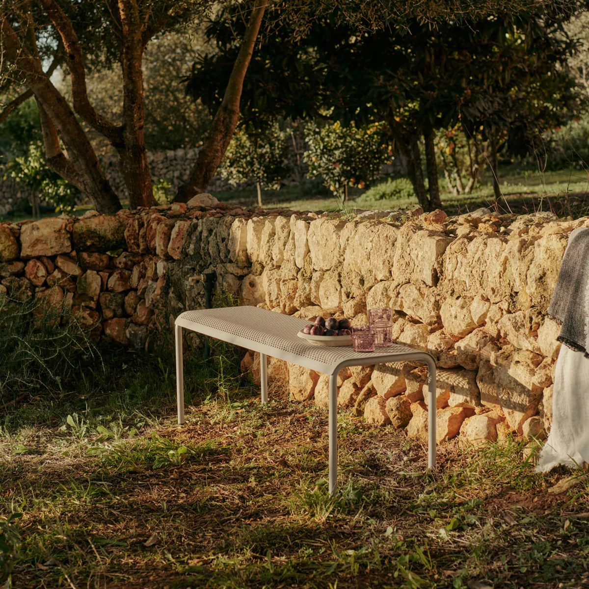 Dapple Bench - Cashmere - Image 2