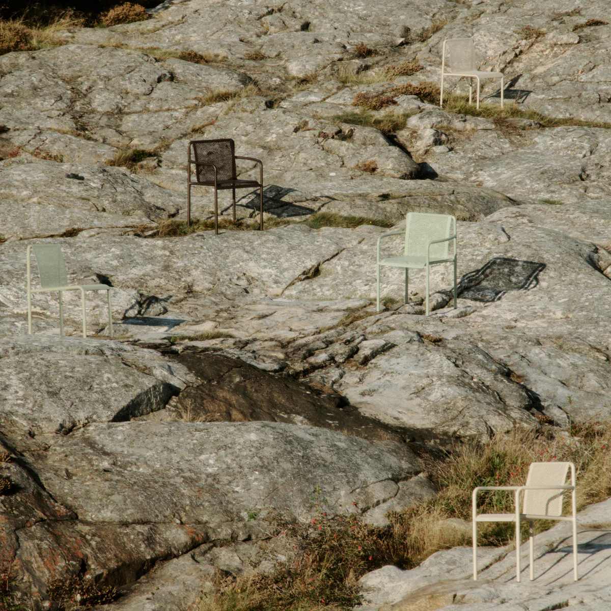 Dapple Chair With Arms - Cashmere - Image 4