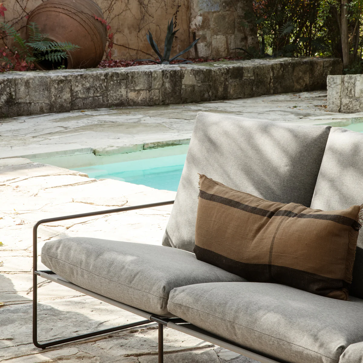 Desert 3-seater Dolce - Black/ Dark Sand - Image 8