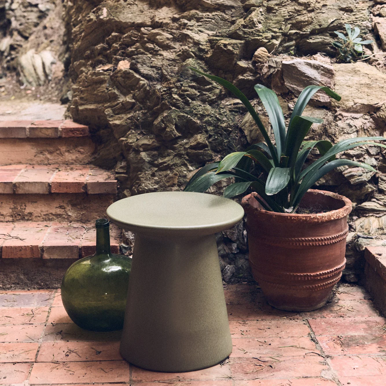Earthenware Side Table Army - Image 6