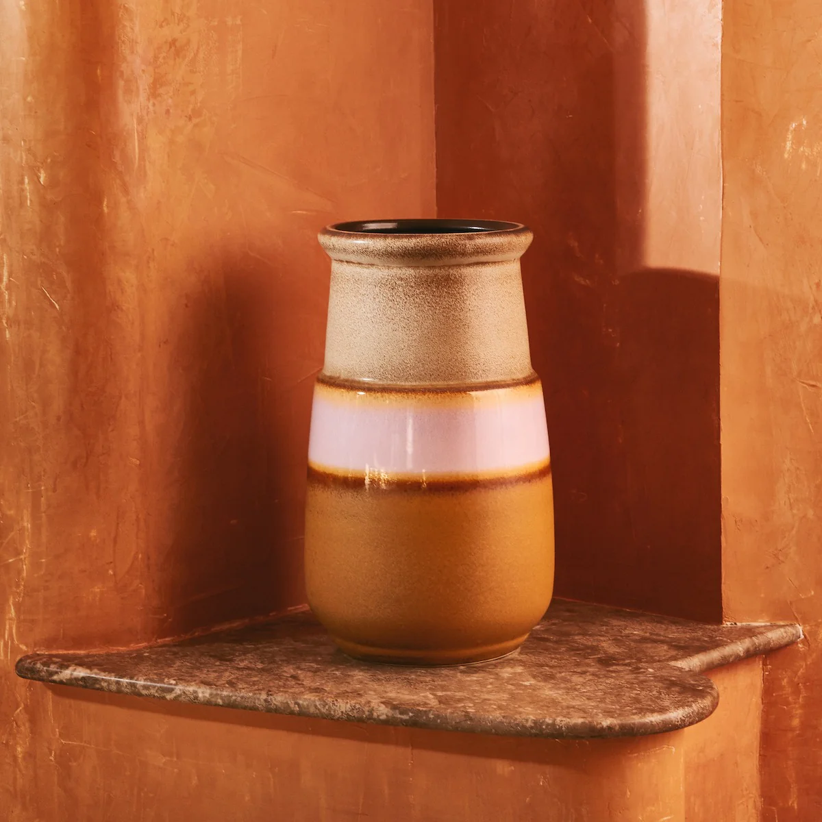 Grand Floor Vase Caramel - Image 4