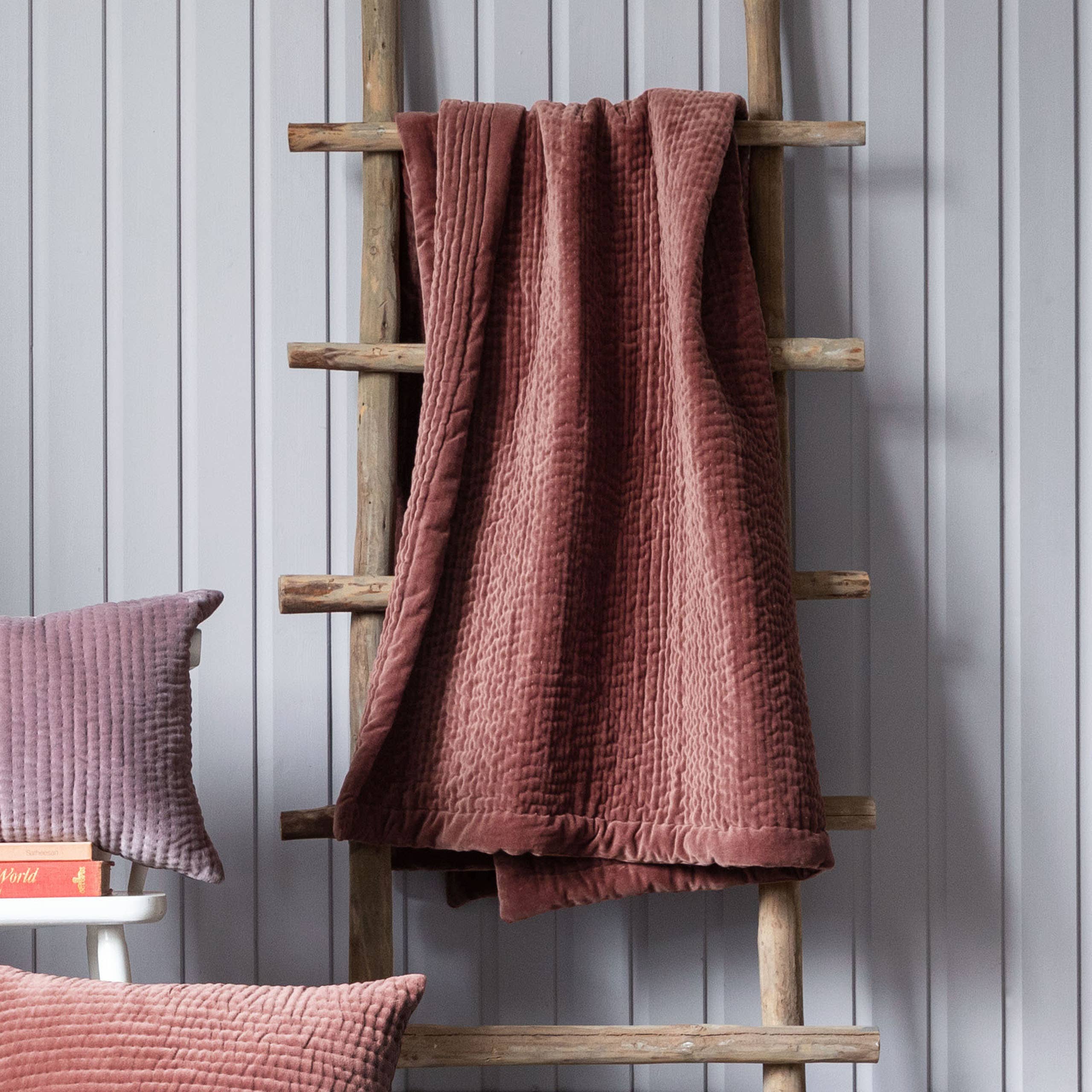 Velvet Quilted Throw Almond / 140 x 220cm - Image 6