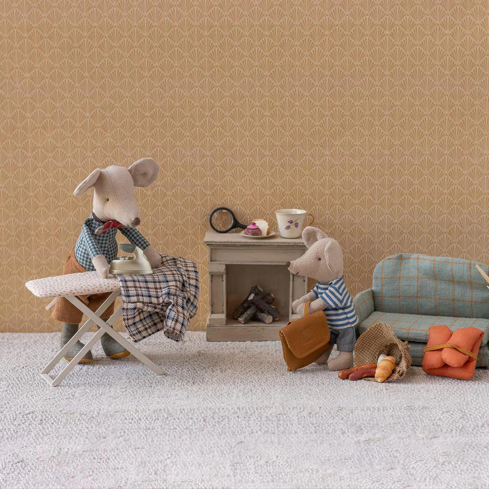 Maileg Grandad Mouse - Image 2