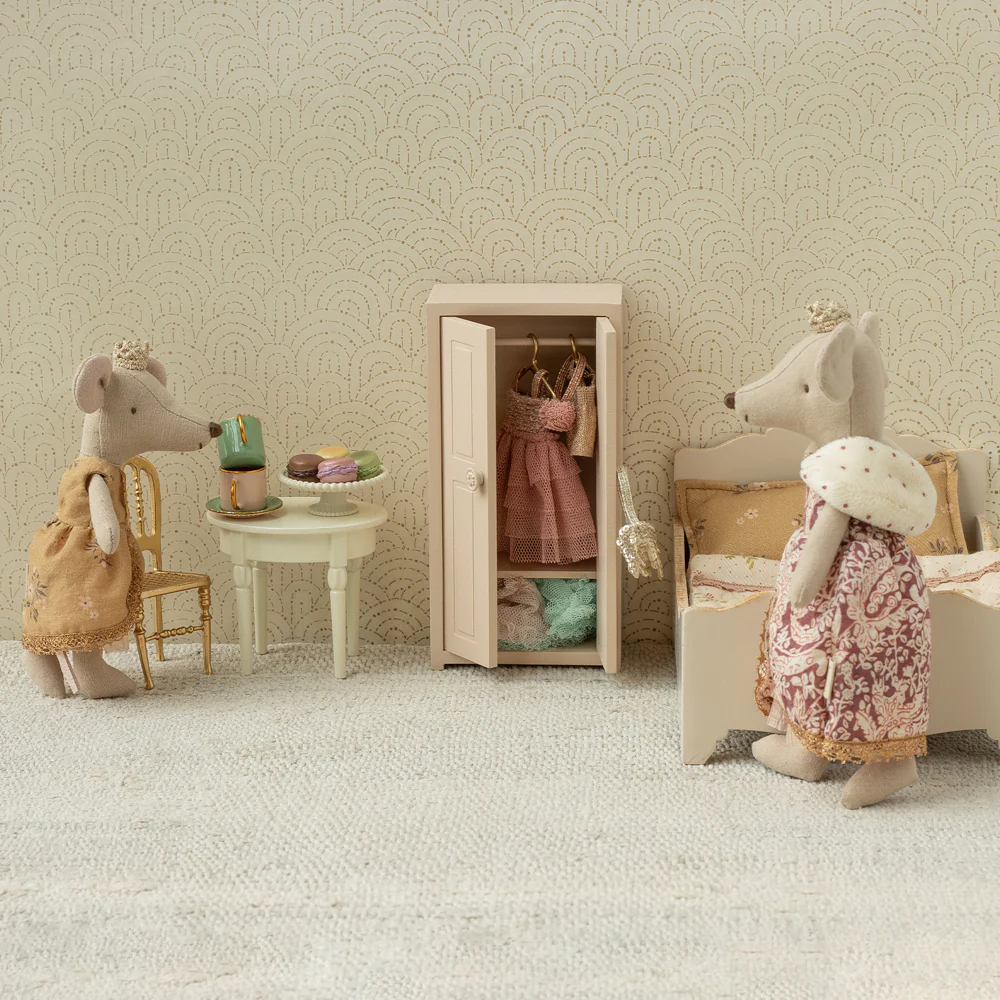 Maileg Queen Mouse, Mum - Image 2