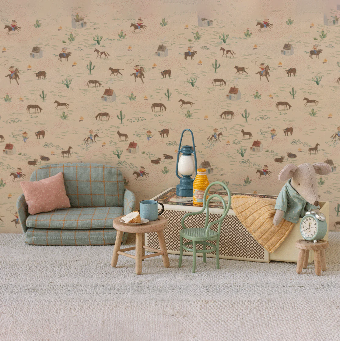 Maileg Vintage Chair Mouse - Mint - Image 3