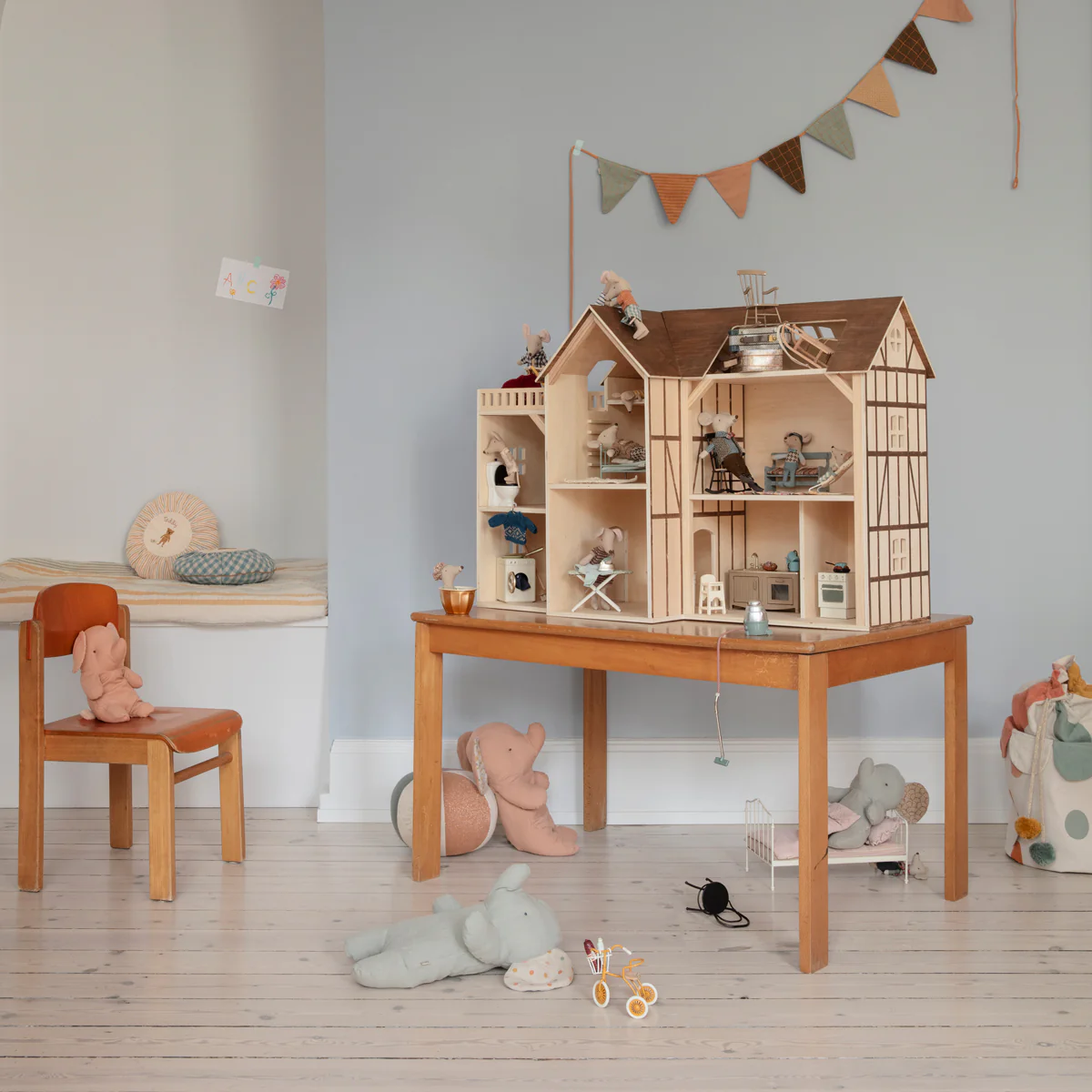 Pre-order Mouse Hole Farmhouse - Image 3