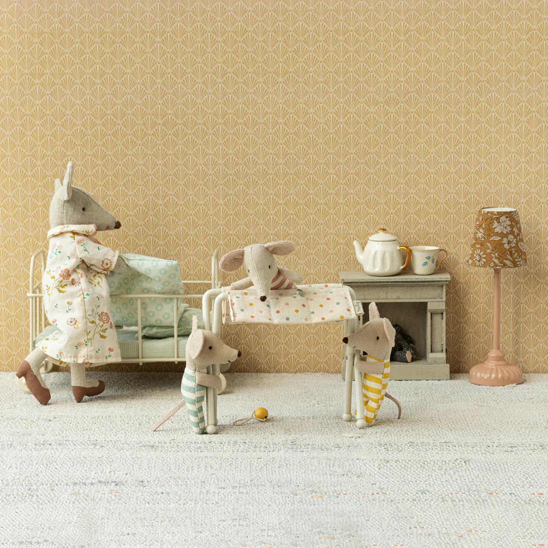 Nursery Table Baby Mouse - Off white - Image 2