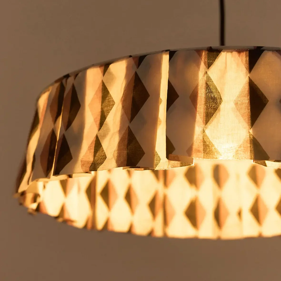 Pendant Lampshade Diam. 50cm Vibes - Auburn Black Harlequin - Image 6