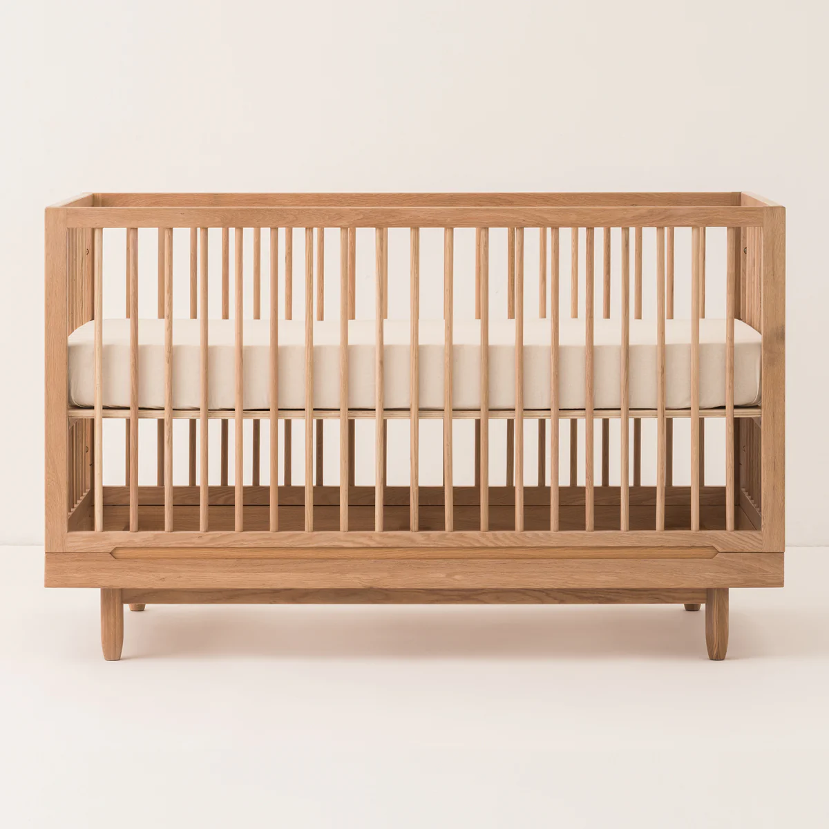 Pure Oak Wood Evolving Crib & Evolving Junior Kit - Image 3
