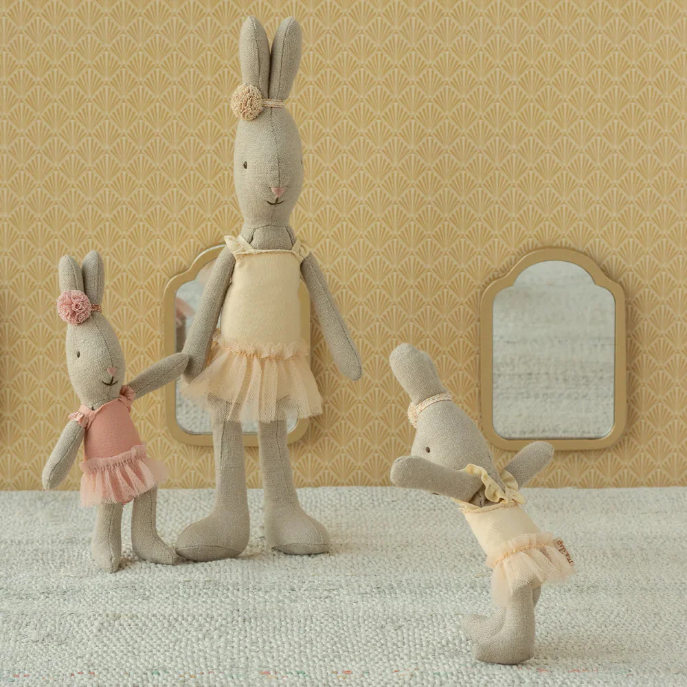 Rabbit, Micro - Ballet Suit & Skirt Cream - Image 3