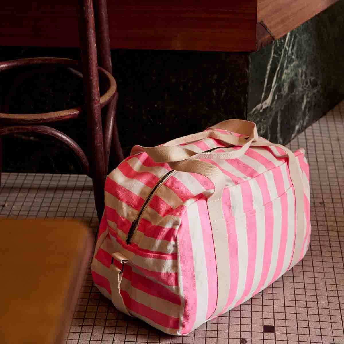 RAPHAEL DIAPER BAG - WEEKEND BAG STRIPES NEON PINK: NEON PINK / Stripe / L22*W42*H28 - Image 6