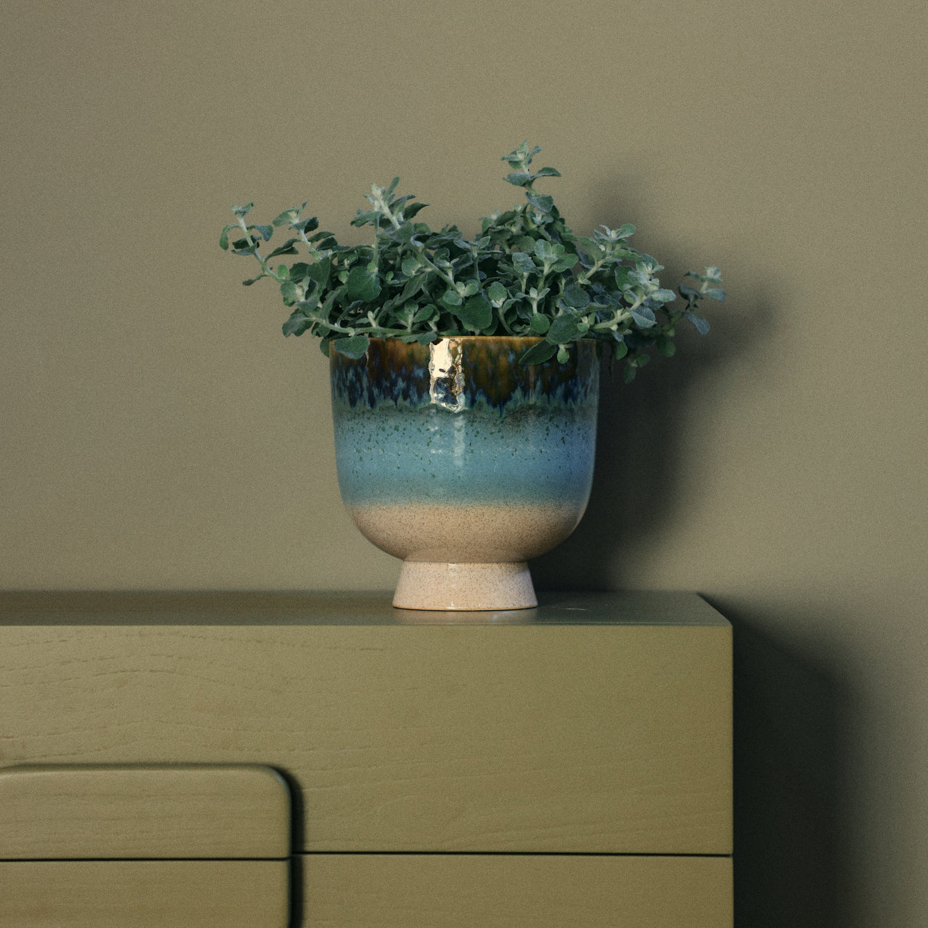 Retro Flower Pot Lagoon
