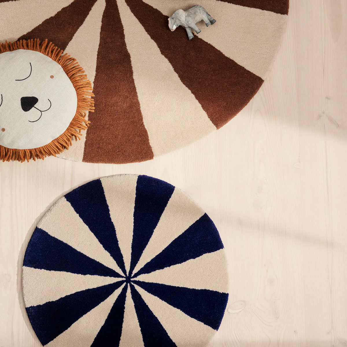 Safari Cushion - Lion - Natural - Image 3