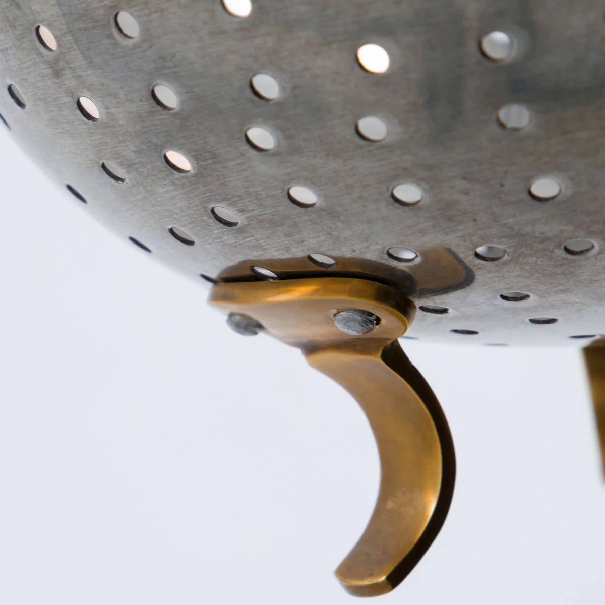 Pre-order Strainer, NVPresentation, Silver Finish - Image 2