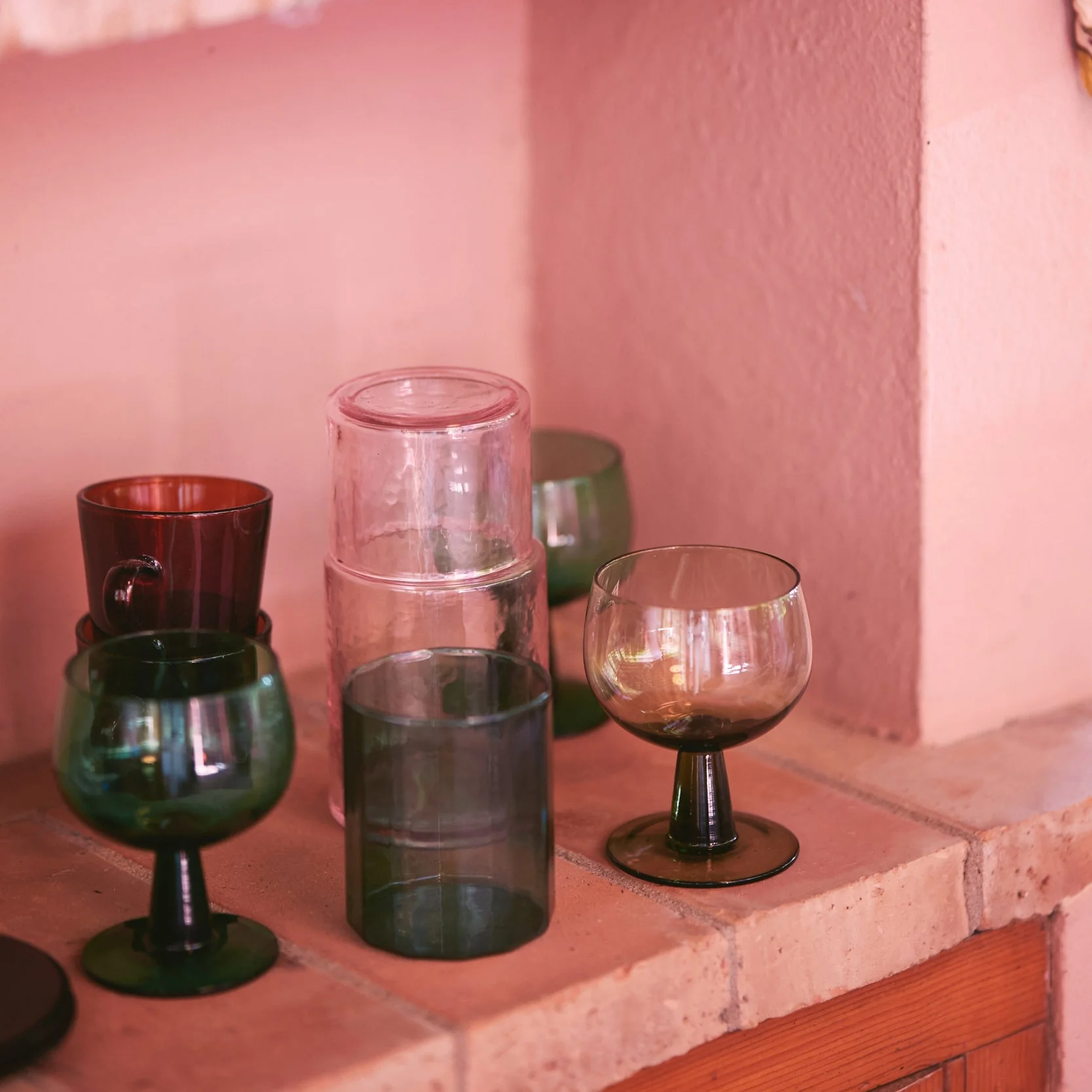 Tube Glass Blush - Image 3