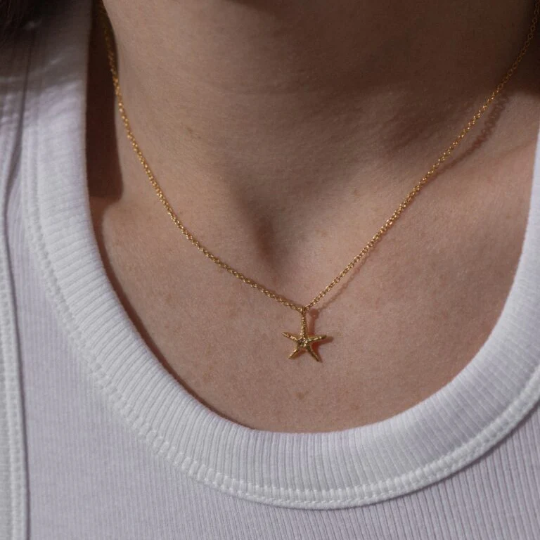 Gold Starfish Necklace - Image 3