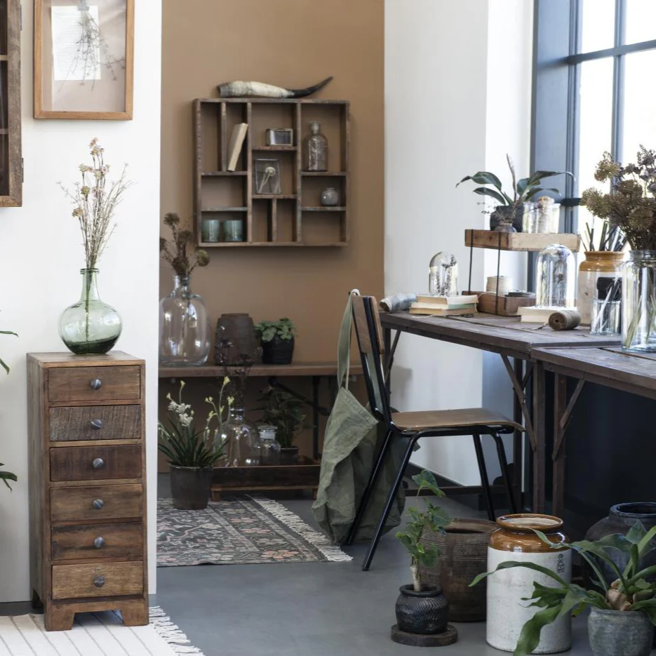 Wall shelf w/different kinds of rooms UNIQUE can hang horizontal and vertical - Image 4