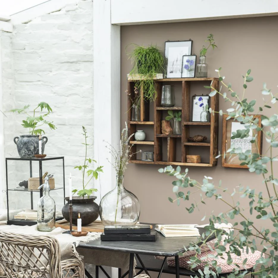Wall shelf w/different kinds of rooms UNIQUE can hang horizontal and vertical - Image 9
