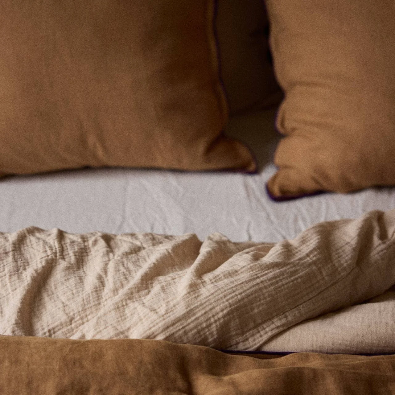 Washed Linen Pillowcase Tobacco Gabrielle Paris x Horty - Image 3