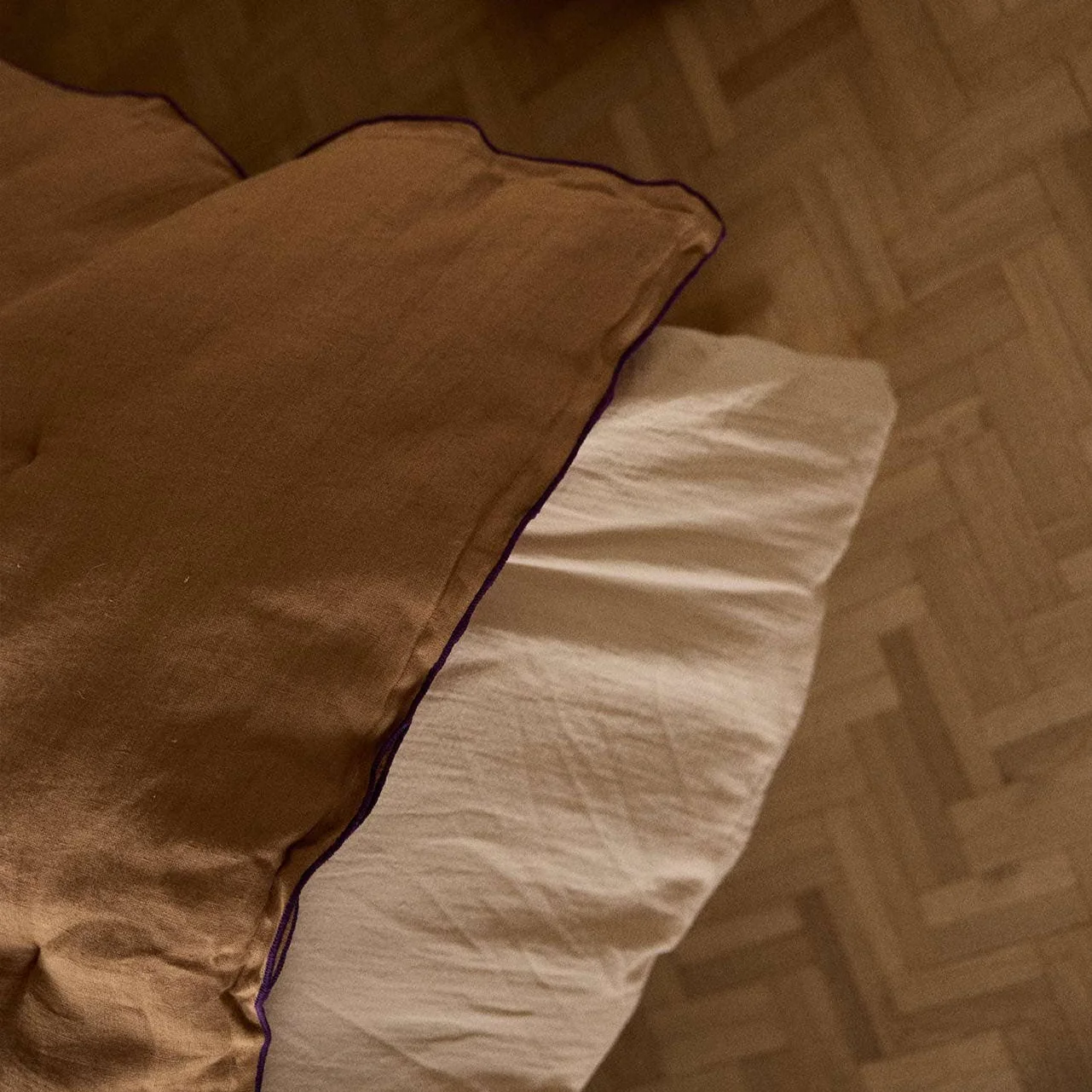 Washed Linen Pillowcase Tobacco Gabrielle Paris x Horty - Image 4