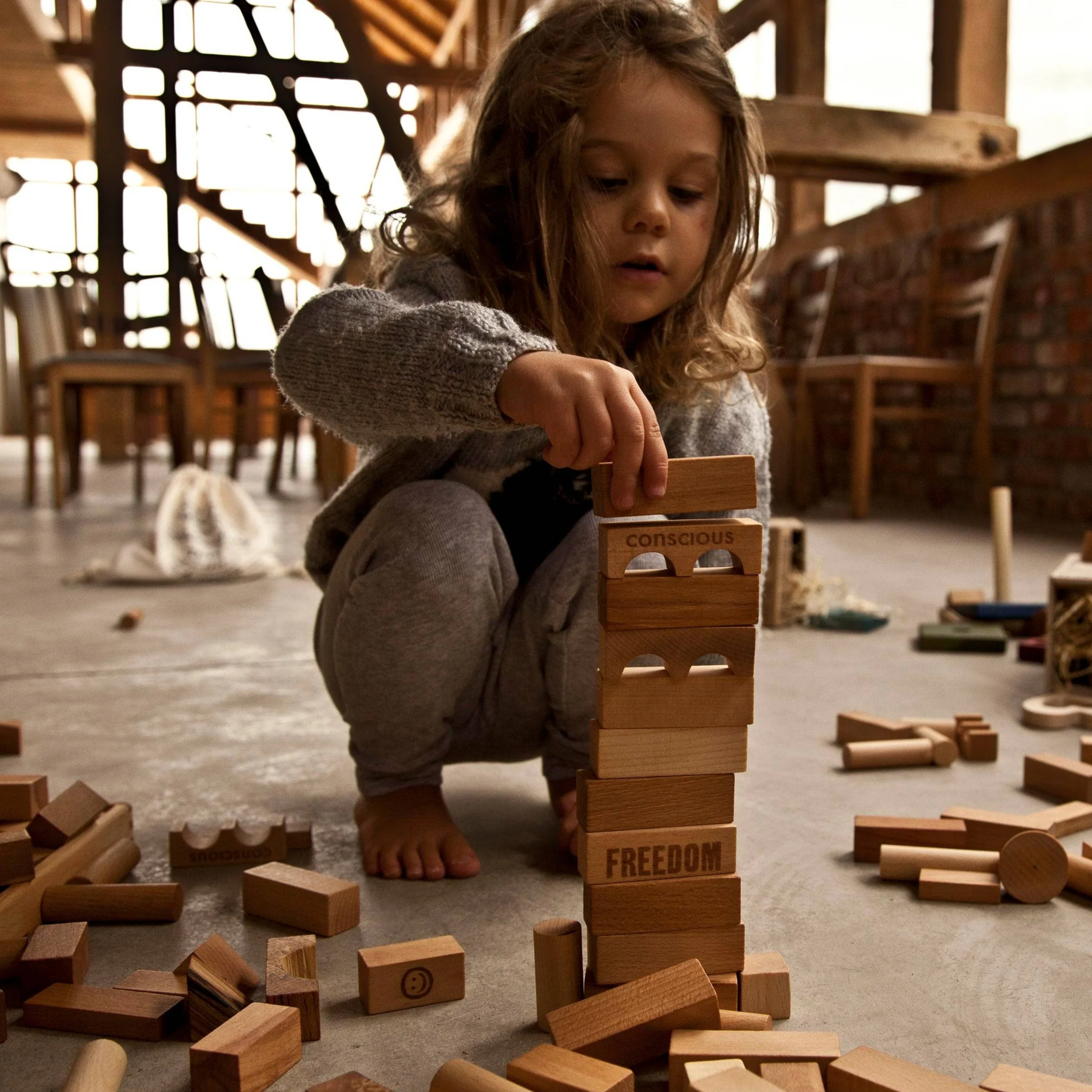 Wooden Blocks In Tray - 30 pcs Natural - Image 4